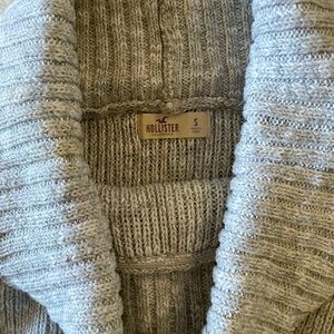 Hollister Grey Off the Shoulder Ribbed Sweater